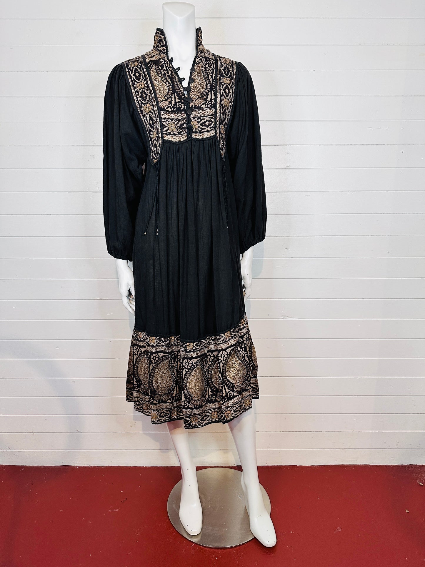 Vintage Papillon Cotton Peasant Dress (S)
